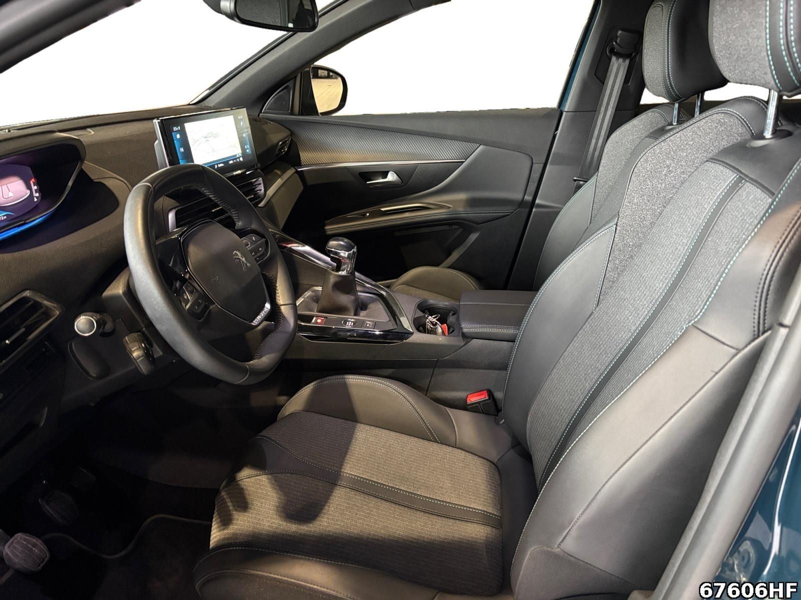 Fahrzeugabbildung Peugeot 3008 Allure Pack +Nur für kurze Zeit! inkl. TÜV