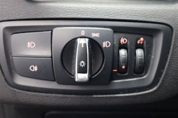 BMW X1 sDrive 18 i Klima PDC SommerWinterräder