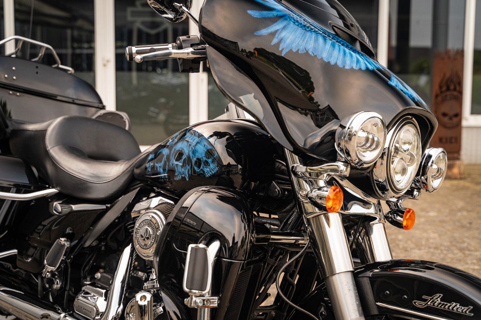 Fahrzeugabbildung Harley-Davidson FLHTK E-Glide Ultra Limited - Jekill -