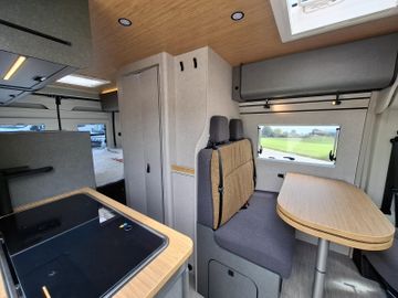 HYMER  ERIBA  HYMERCAR Redwood 600 Explorer Backrack Lithium Dieselhzg.