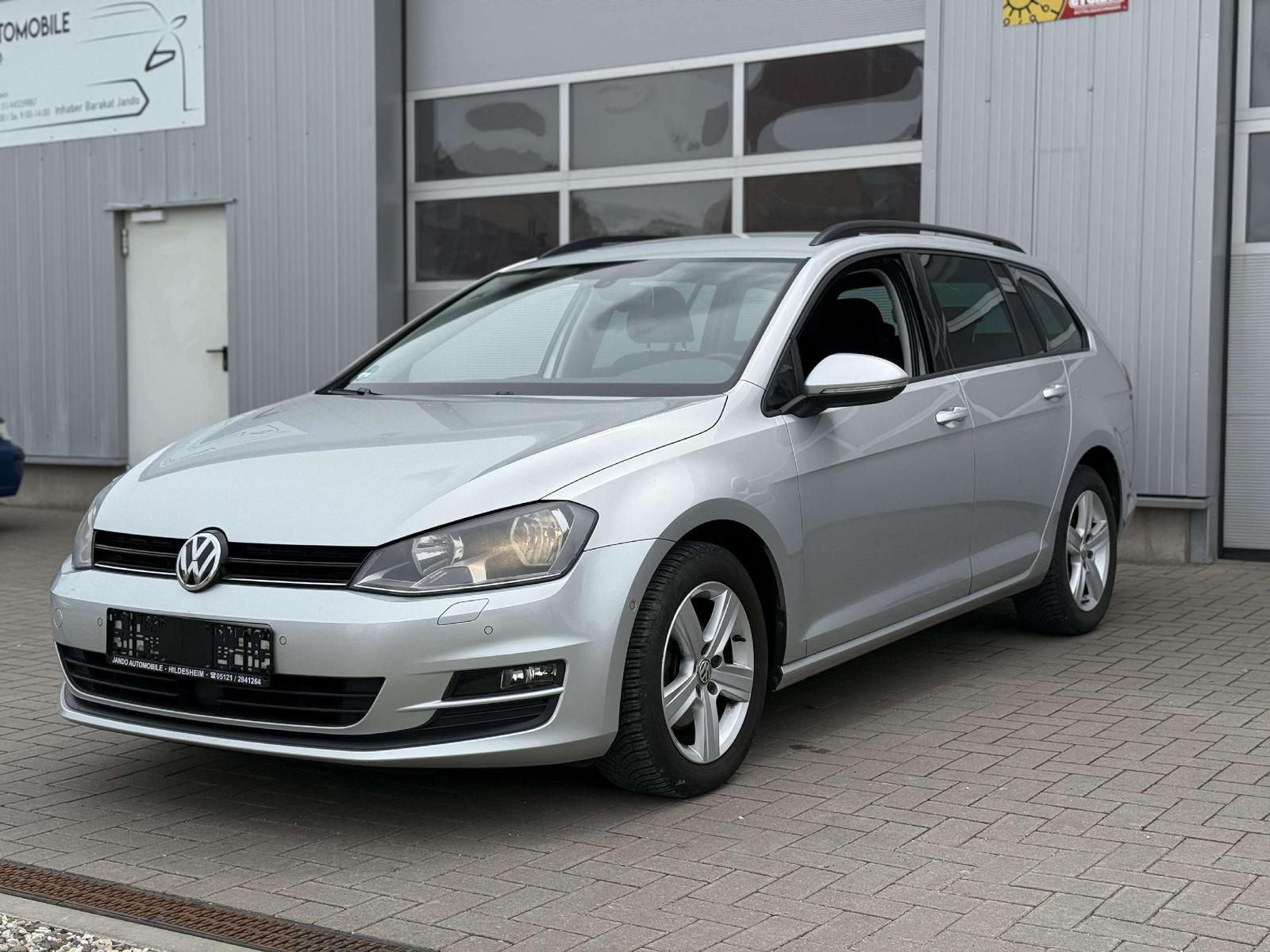 Volkswagen Golf Variant Comfortline BMT Behindertengerecht,