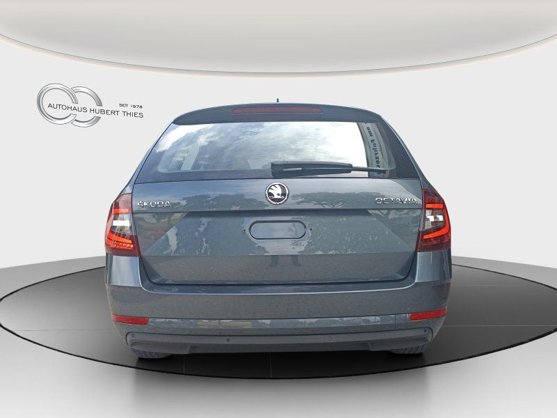 Fahrzeugansicht 6 Fahrzeugabbildung SKODA Octavia 1.6 TDI Style DSG LED+SCHIEBEDACH+PDC+S