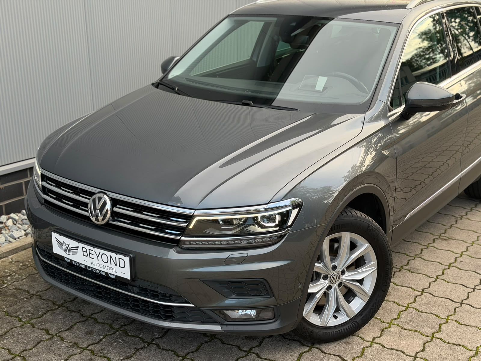 Volkswagen Tiguan 2.0 TDI DSG Highline 4Motion AHK NAV RFK foto 2