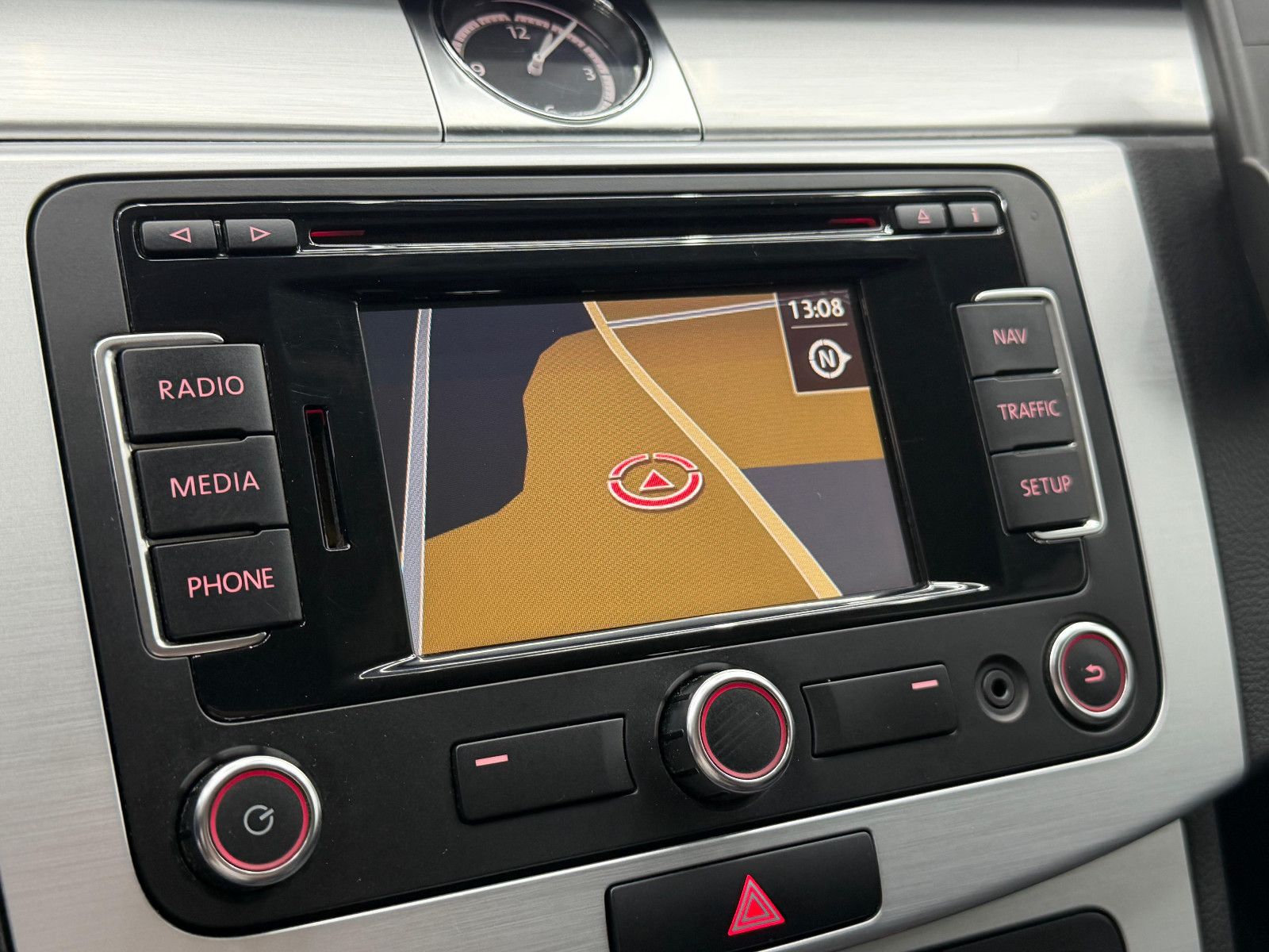 Fahrzeugabbildung Volkswagen CC 2.0 TDI NAVI/SHZG/TÜV 11.27/SCHECKHEFT