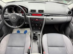 Fahrzeugabbildung Mazda 3 Lim. 1.6 CD Sport Comfort / 2. Hand Klima