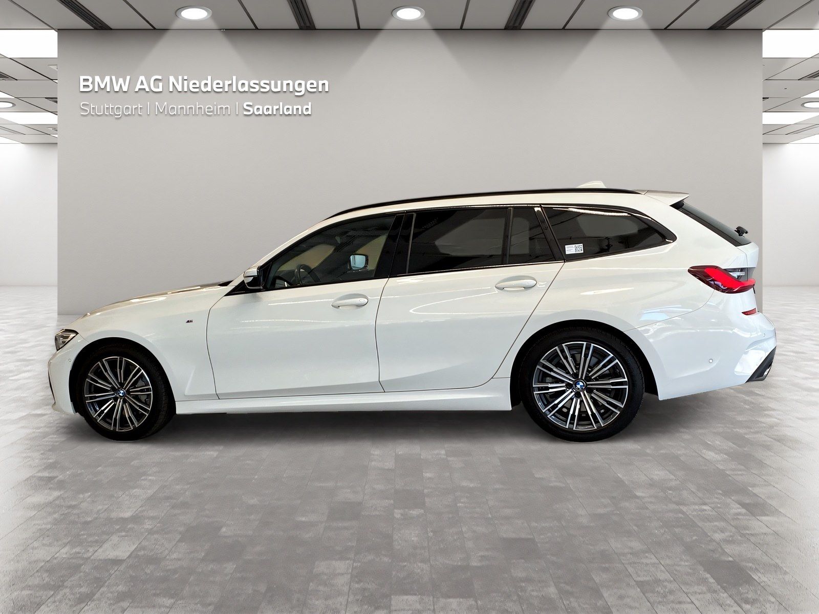 BMW 330d xDrive Touring M Sport AHK LiveCockpitProf foto 3