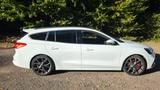 Ford Focus 2,3 EcoBoost ST Styling-Paket Turnier ... - Ford Focus: ST Styling Paket
