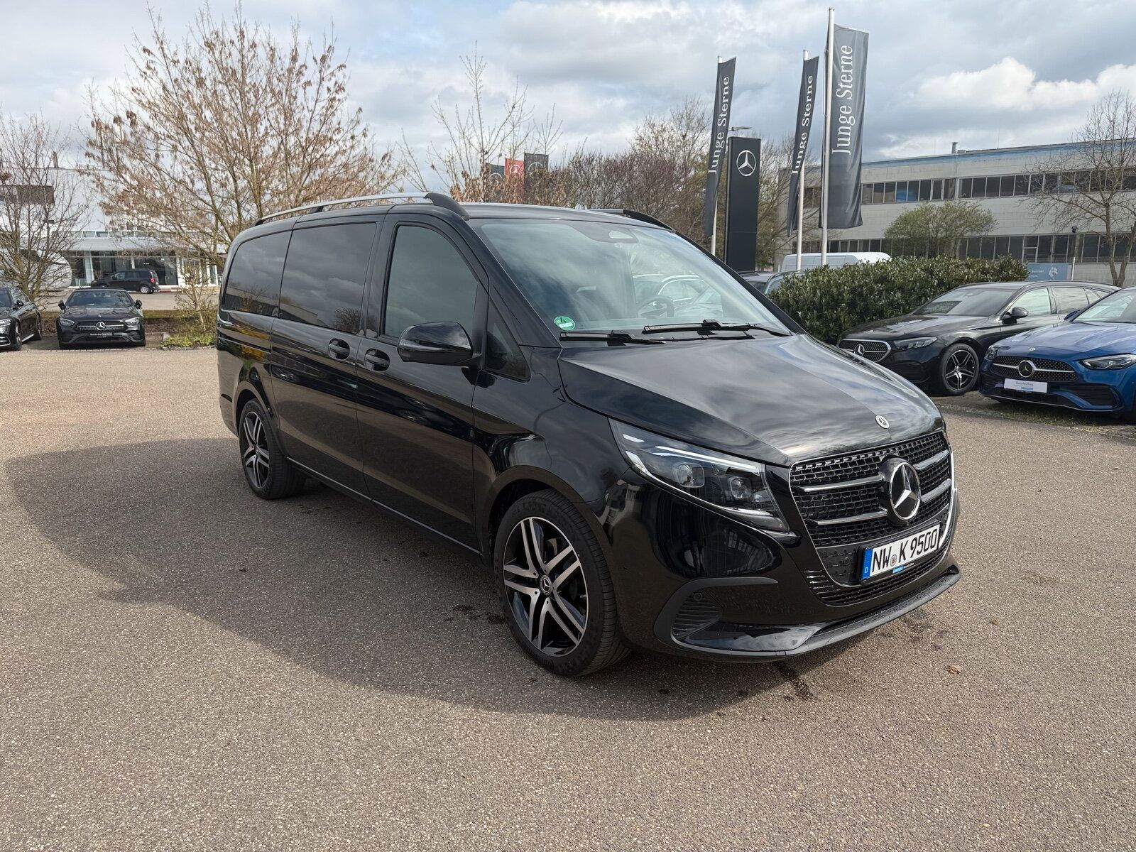 Mercedes-Benz V 300 d STYLE Lang AHK+360°+Pano+StandHZ.+Burm. imagem 3