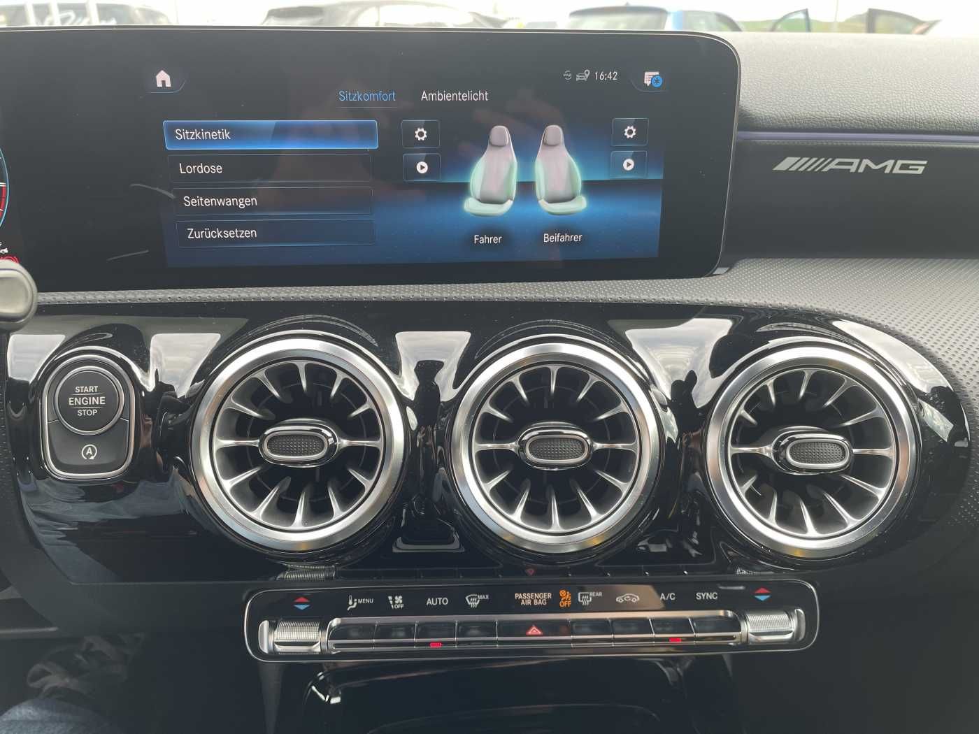 Fahrzeugabbildung Mercedes-Benz A 45 S AMG PerfSitz+Night+PAGA+RIDE +19'