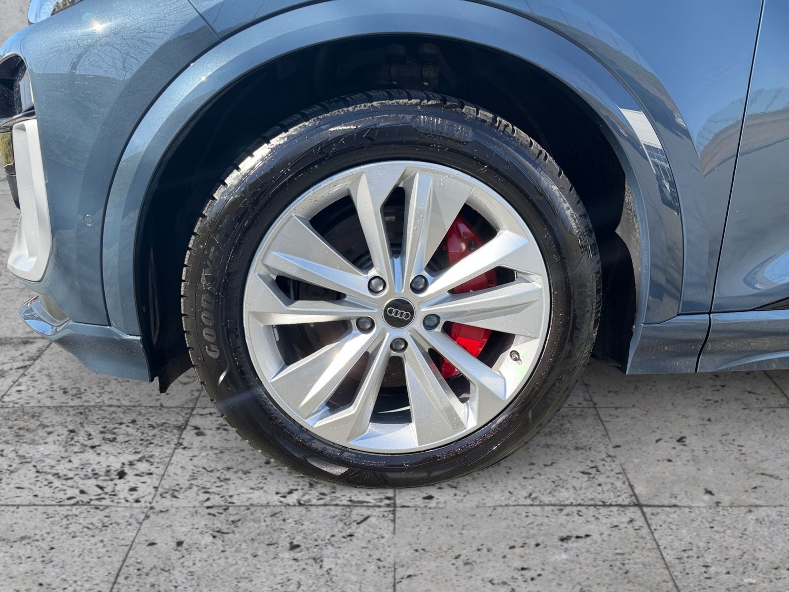 Audi SQ6 e-tron - Bild 8