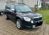 Skoda Yeti 2.0 TDI 4x4 DSG Amb. mit Scheckheft 232t km