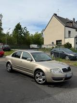 Skoda SuperB - gebrauchte Skoda Superb aus dem Jahr 2006