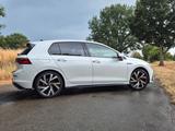 Volkswagen Golf VIII R-Line *VA*Sthzg.*Pan.dach*WR*VB
