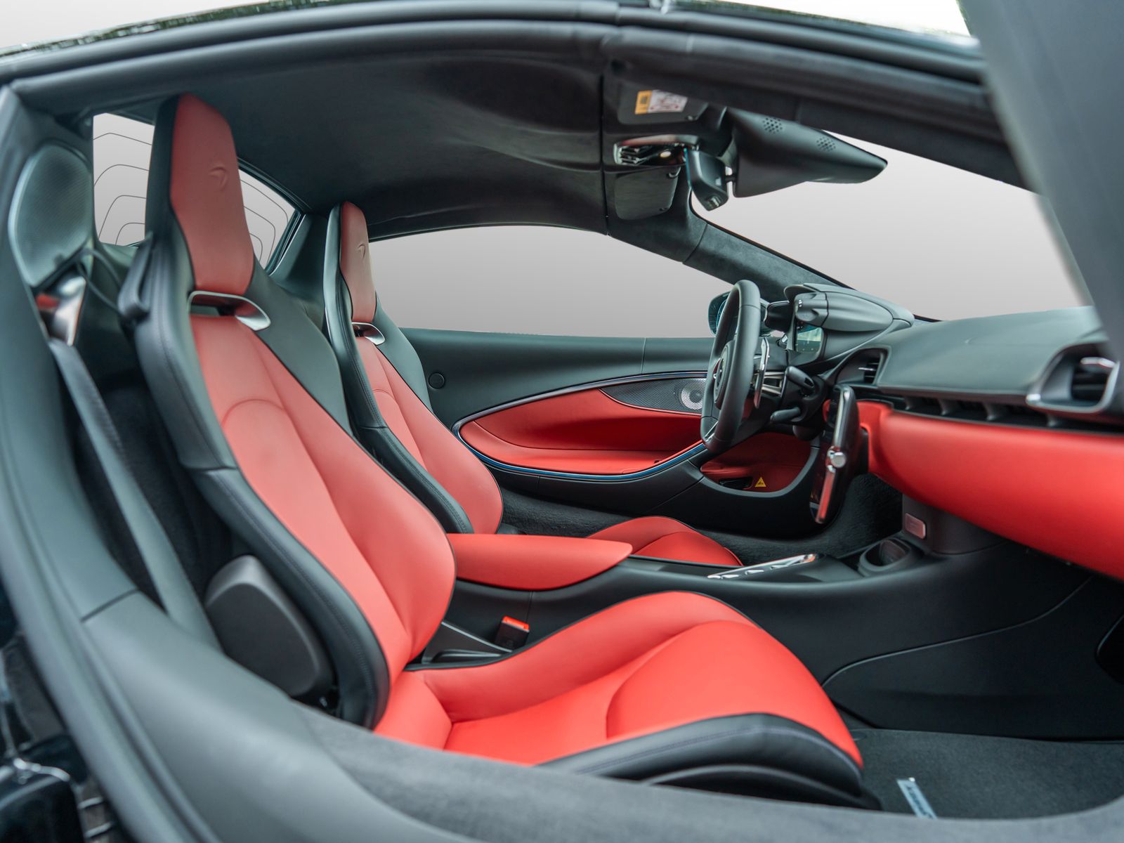 McLaren Artura - Bild 11