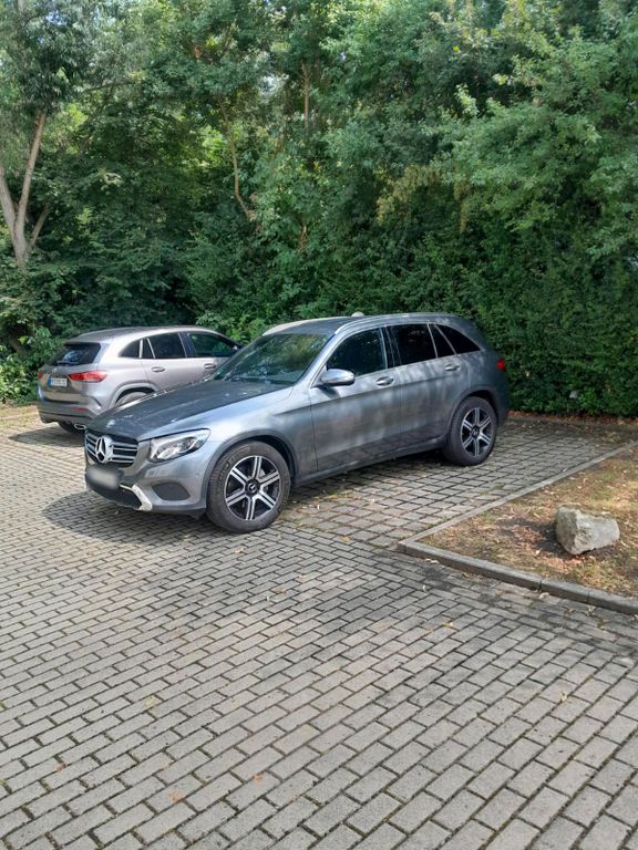 Image of Mercedes-Benz C 220