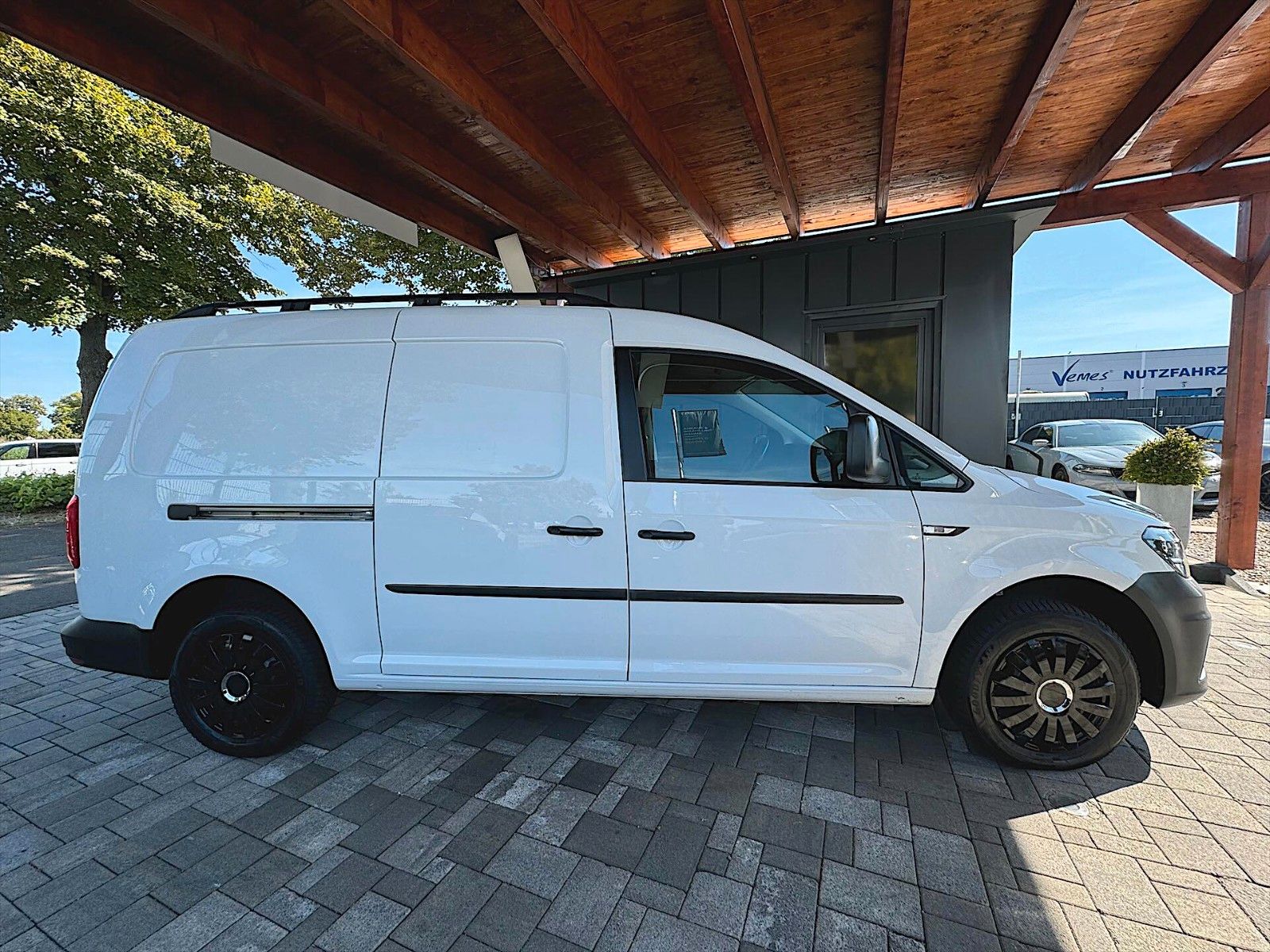 Fahrzeugabbildung Volkswagen Caddy 2.0 TDI Maxi Kasten BMT *Klima*Top Zustand