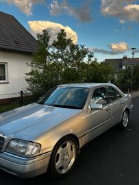 1993 Mercedes-BENZ C 220 照片 4