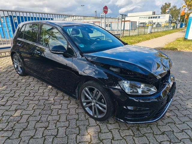 VW Golf VII Lim. Lounge BMT — Bild 4