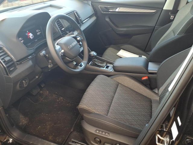 Fahrzeugabbildung SKODA Karoq 1.5 TSI DSG Selection Tour AHK PANO AREA-V