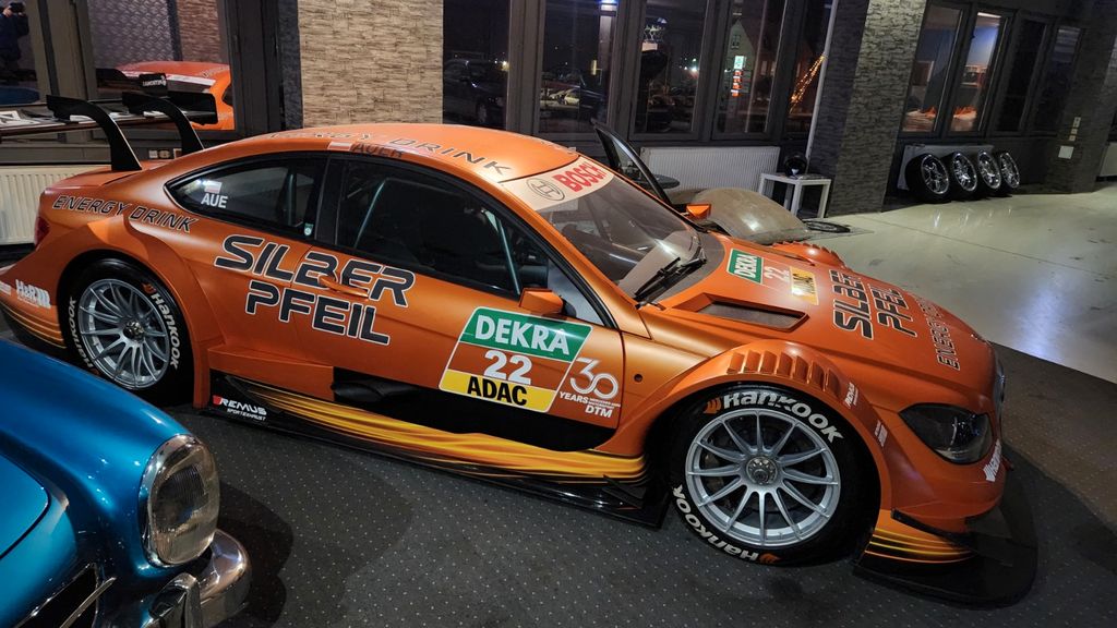 Mercedes-Benz C 63 AMG