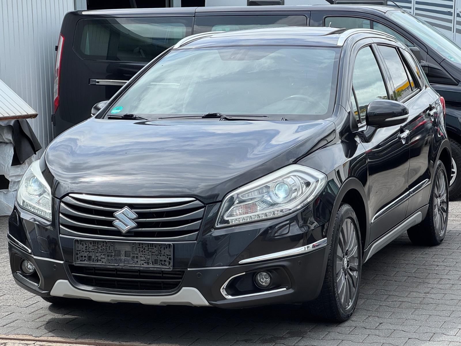 Suzuki SX4 S-Cross Comfort+ Leder Navi Rückfahr.