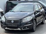 Suzuki SX4 S-Cross Comfort+ Leder Navi Rückfahr. - Suzuki Gebrauchtwagen von 2014
