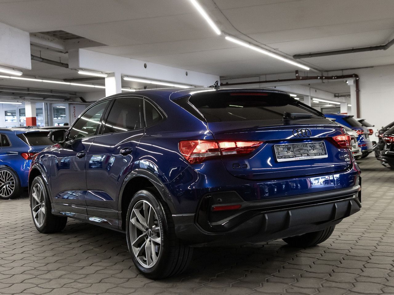 Audi Q3 Sportback 40 TFSI quattro S line Keyless 19'' foto 4