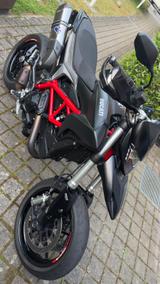 Ducati Hypermotard 821, TÜV, Desmo, Zahnr.,Reifen NEU - Angebote entsprechen deinen Suchkriterien