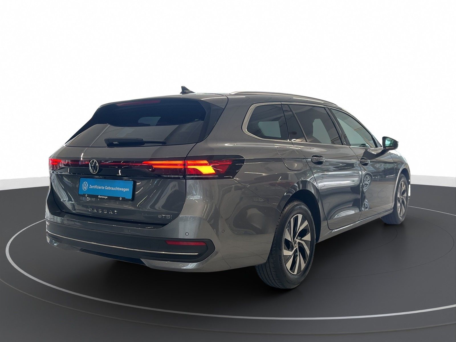 Volkswagen Passat Variant 1.5 eTSI Business DSG AHK LED LM foto 4