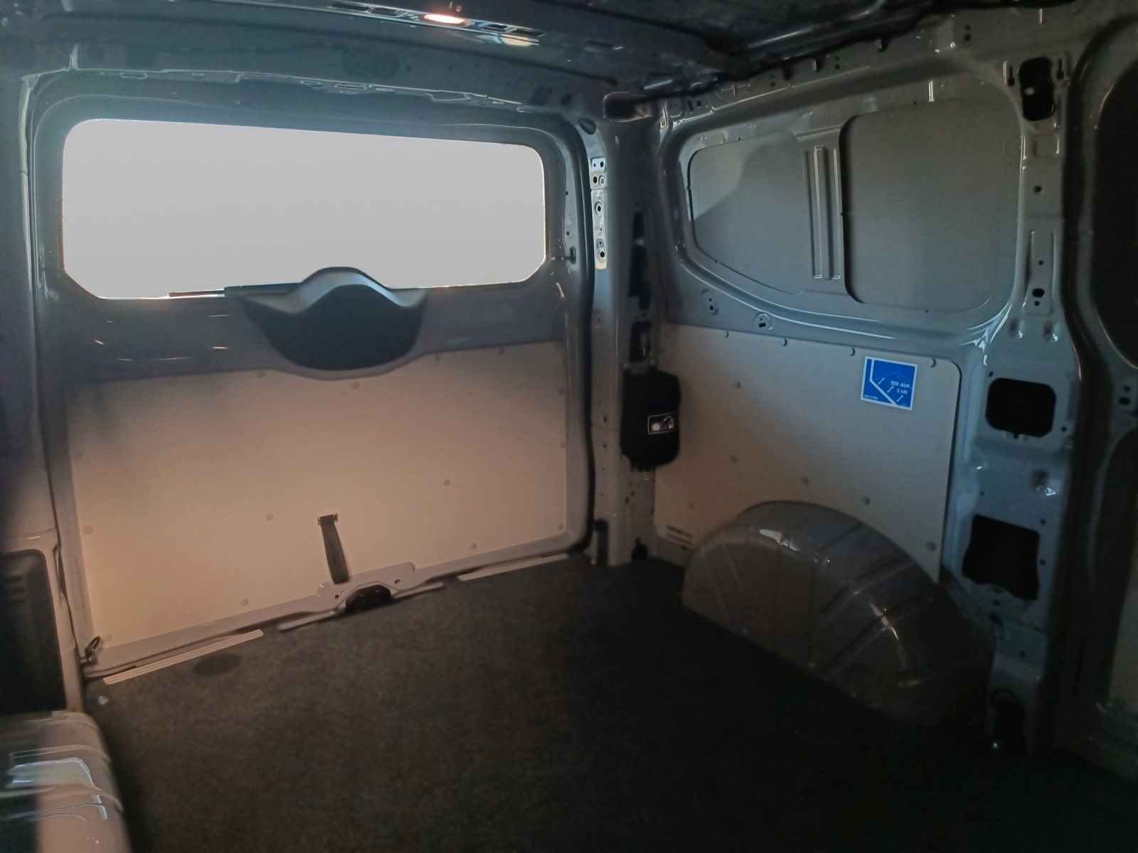 Fahrzeugabbildung Volkswagen T7 Transporter KR 81 kW *AHZV*Klimaauto*Holz