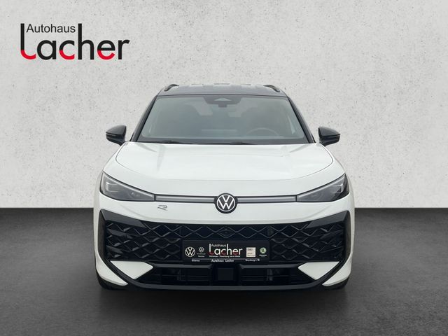 T-Roc R-Line 1.5 eTSI DSG, IQ.LIGHT, IQ.DRIVE