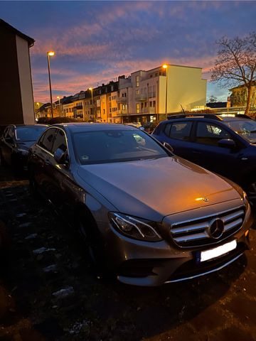 MERCEDES-BENZ E 350 d Autom. -