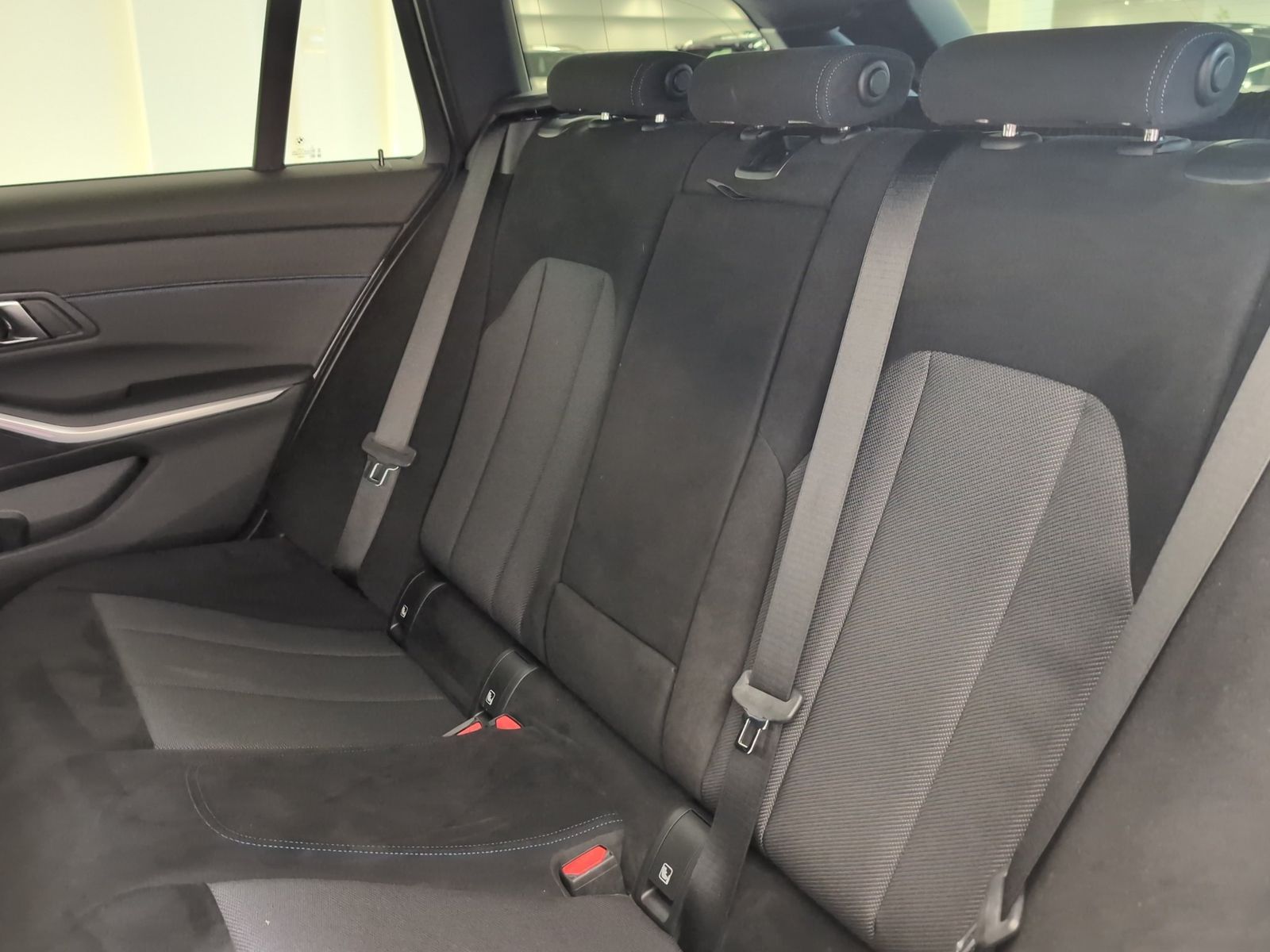 BMW 320d Touring M Sport Navi LED AHK 360° ACC SLI N foto 4