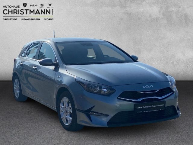 Fahrzeugabbildung Kia Ceed VISION *KOMFORT-PAKET*MULTIFUNKTIONSLENKRAD