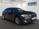 BMW 520 i Aut. Limousine AHK Navi SHZ Xenon PDC LHZ - BMW 520 mit Benzin-Antrieb