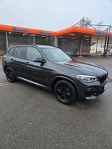 BMW X3 xDrive30e M SPORT AT M SPORT - mit Hybrid-Antrieb: Grau, Winterreifen, Geländewagen