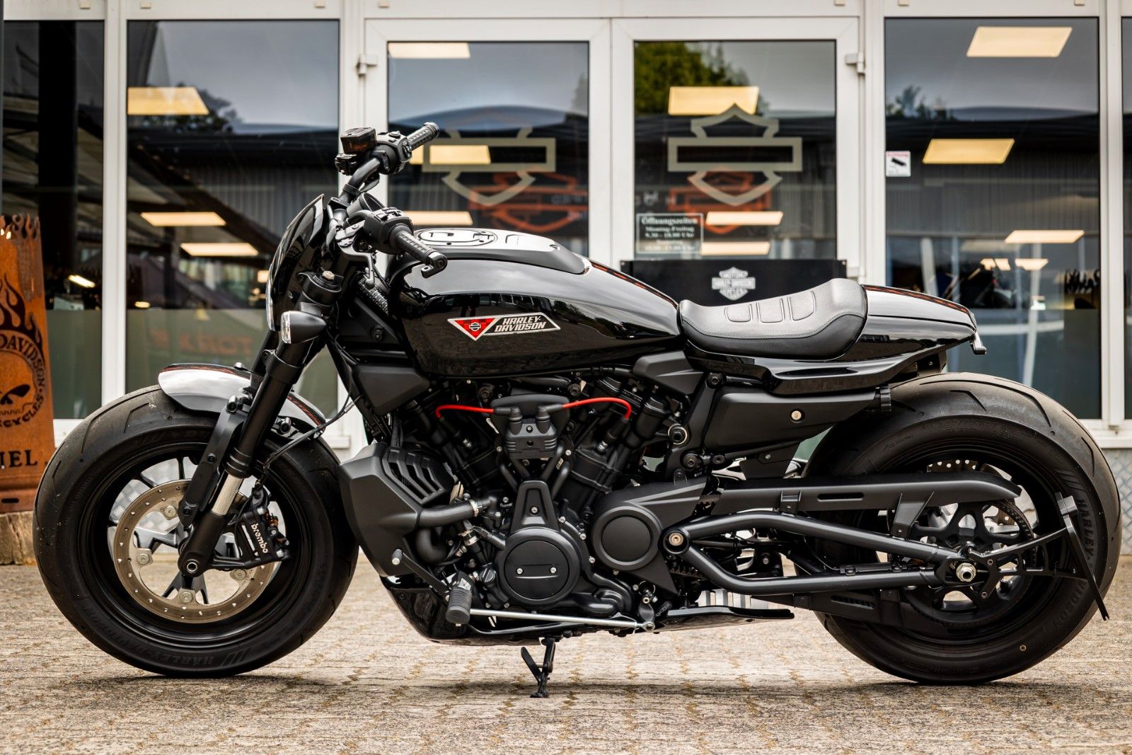 Fahrzeugabbildung Harley-Davidson SPORTSTER S RH1250S - JEKILL&HYDE -