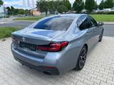 BMW 530d xDrive M Sport M 50 Jahre Emblem Aut. Navi - BMW 530 mit Diesel-Antrieb: Limousine, 530d Sport