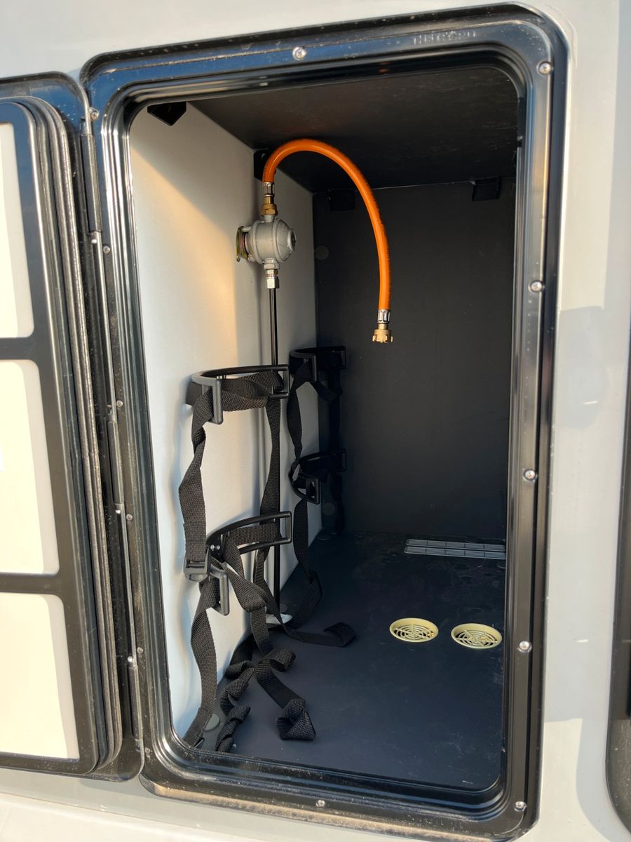 Fahrzeugabbildung Forster T 699 LF *Modell 26*Winterpaket*RFK*