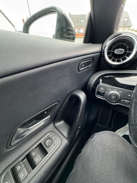 Mercedes-Benz CLA 200 Shooting Brake