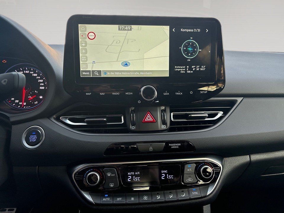 Fahrzeugabbildung Hyundai i30 Fastback N Performance Navi N-Sportschalensi