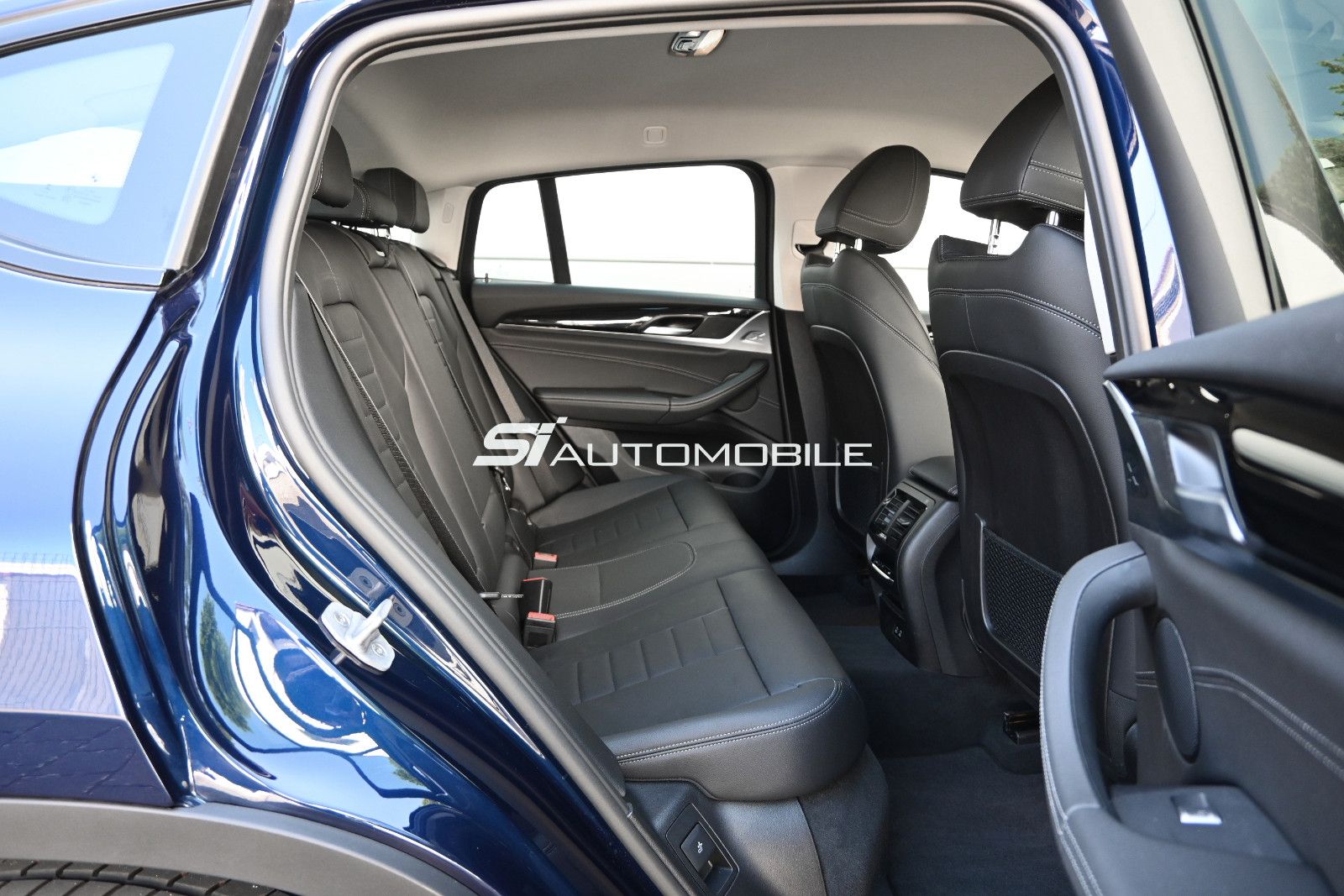 Fahrzeugabbildung BMW X4 xDr.30d °ACC°AHK°STANDHEIZ°360°KAM°INNOVATION