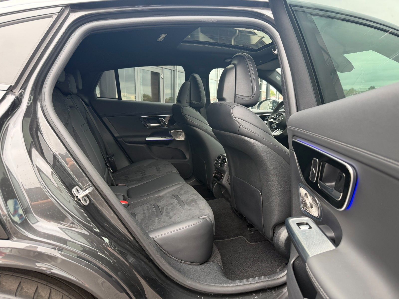 Fahrzeugabbildung Mercedes-Benz GLC 63 AMG Coupe HUD+Drivers+Burm+360°+Pano+Digi
