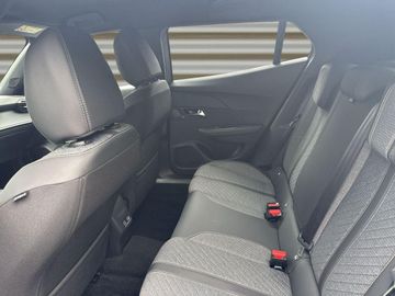 Peugeot 2008 - 12