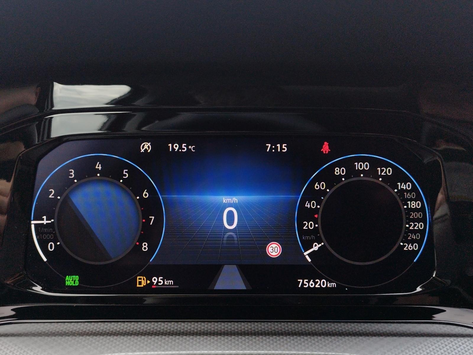 Volkswagen Golf VIII Active1.0 TSI MATRIX/PANO/CARPLAY, миниатюра 14