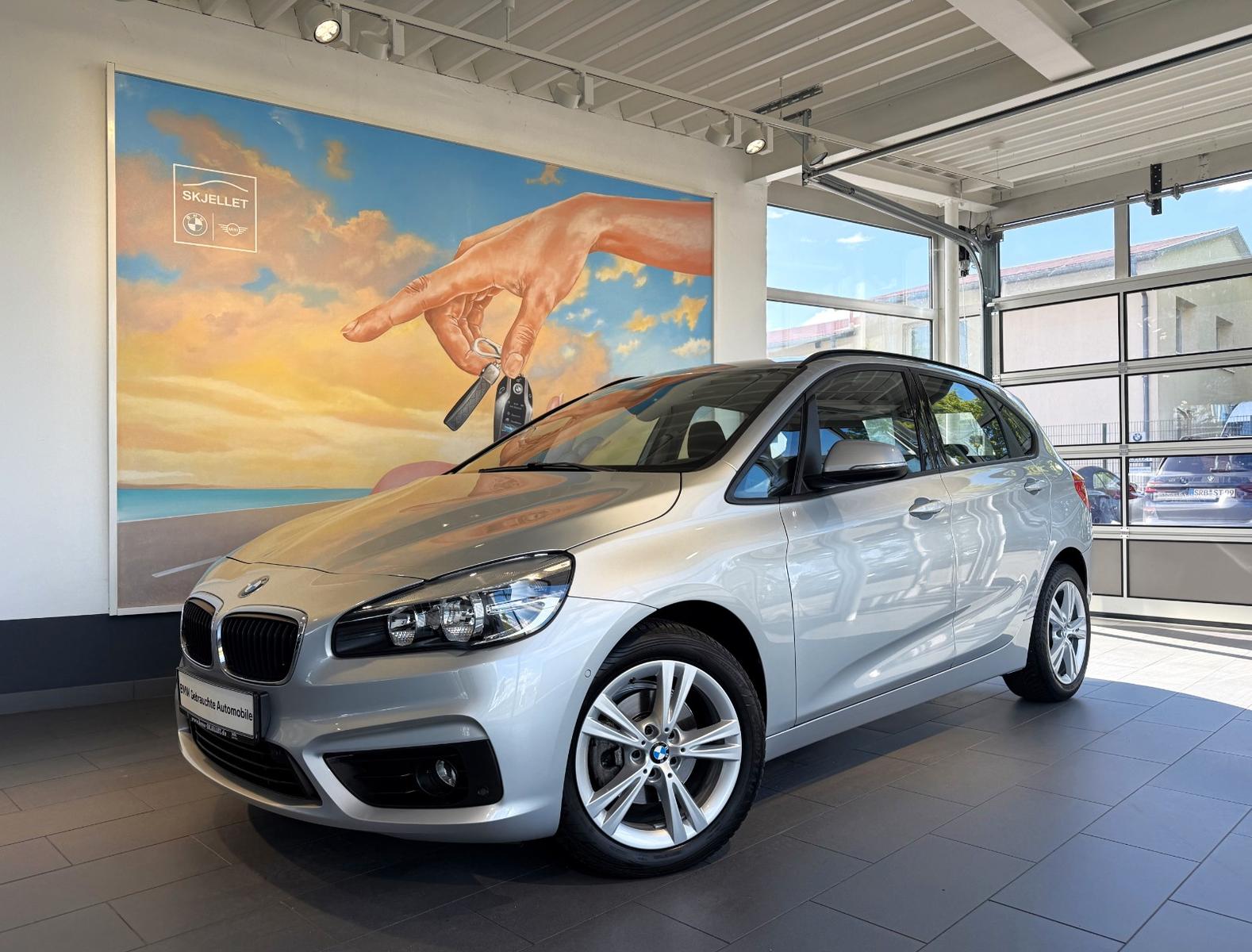 BMW 218 Active Tourer TEMP+PDC+SITZH+PDC