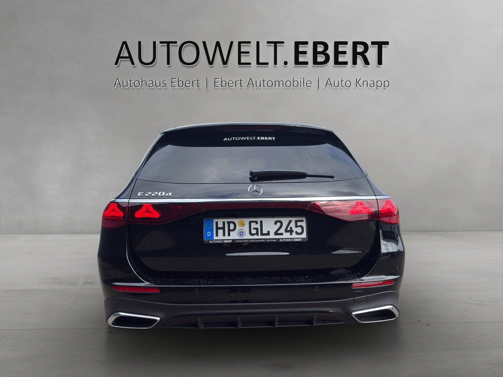 Fahrzeugabbildung Mercedes-Benz E 220 d T AMG Distro NIGHT SitzKli HUD KeyGo 360