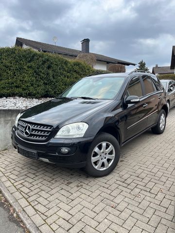 Mercedes-Benz ML 350 4Matic/ H&K/ TV/ AHK/ VOLL