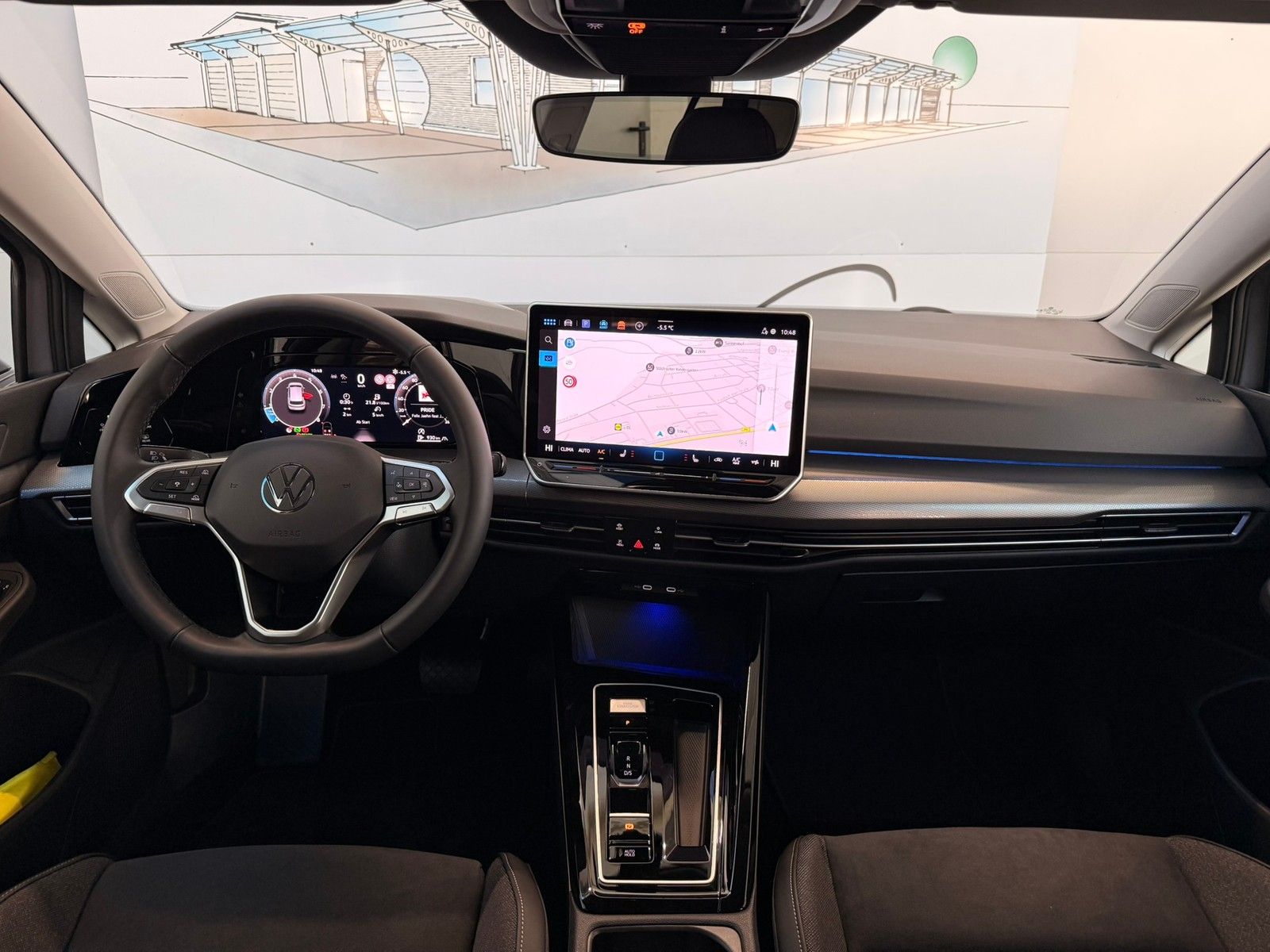 Fahrzeugabbildung Volkswagen Golf VIII Lim. 1.5 eTSI 110 kW Style DSG + Navi