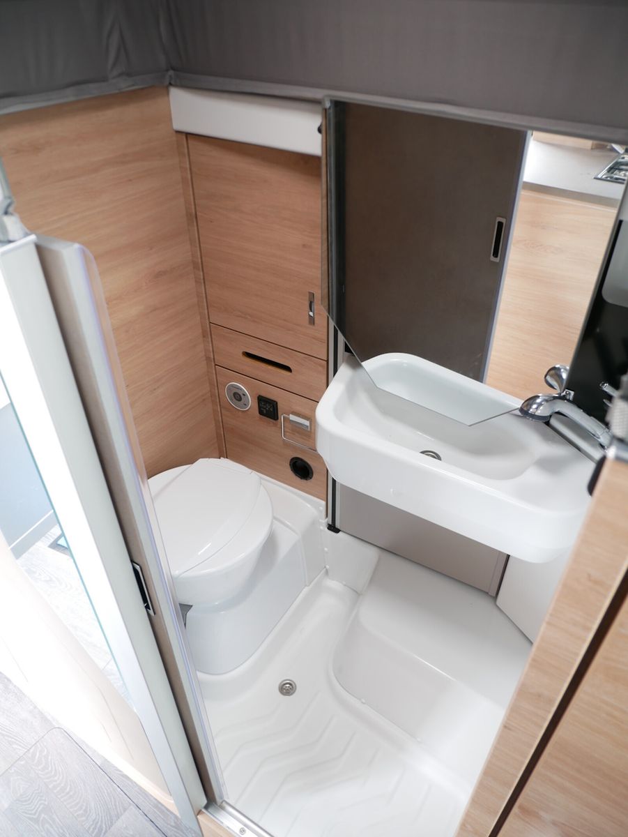 Fahrzeugabbildung Knaus Tourer CUV CUVISION 500 LT Markise,Anhängerkupp.